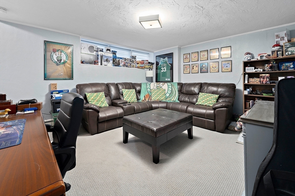 489 Turnpike Street # 4 Unit: 5-4