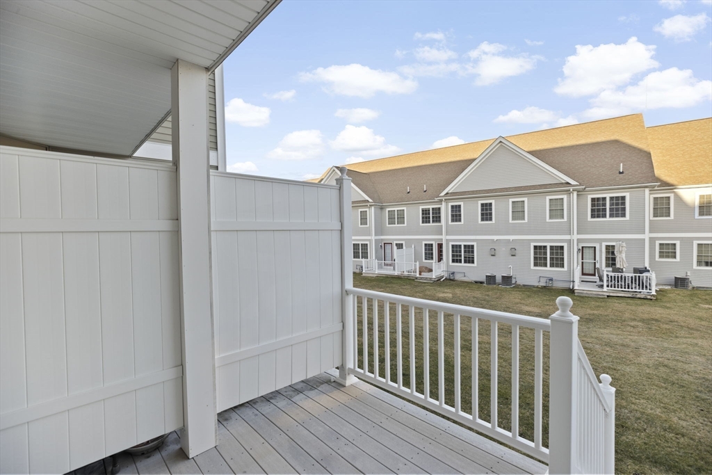 103 Rembrandt Way # 103