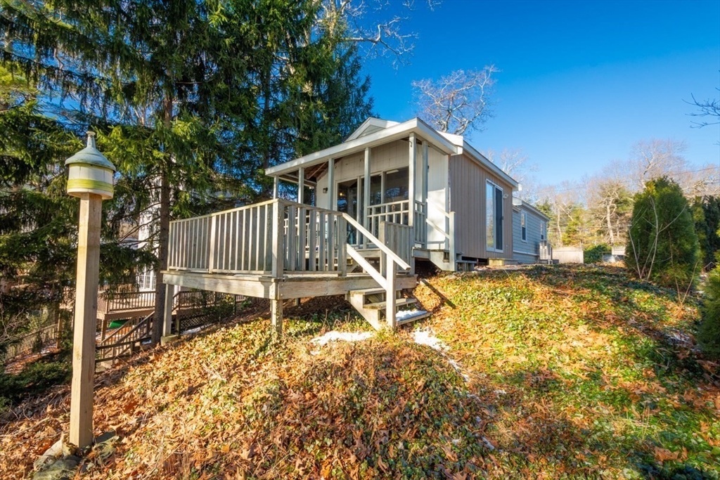 300 Forest Grove Ave