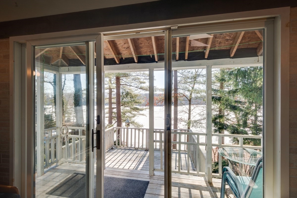 300 Forest Grove Ave