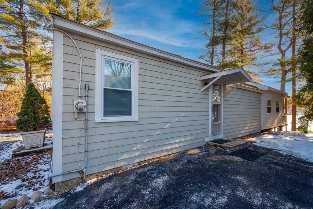 300 Forest Grove Ave