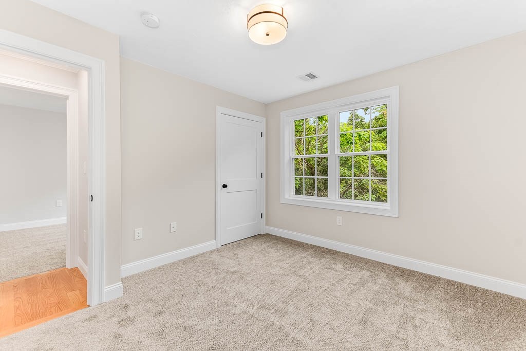 106 Pond St # 9