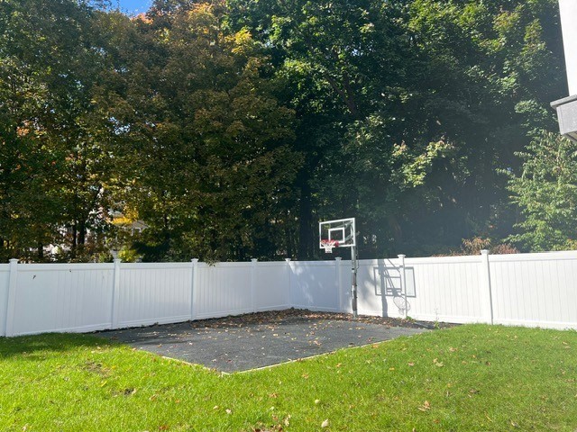 5 Heather Ln
