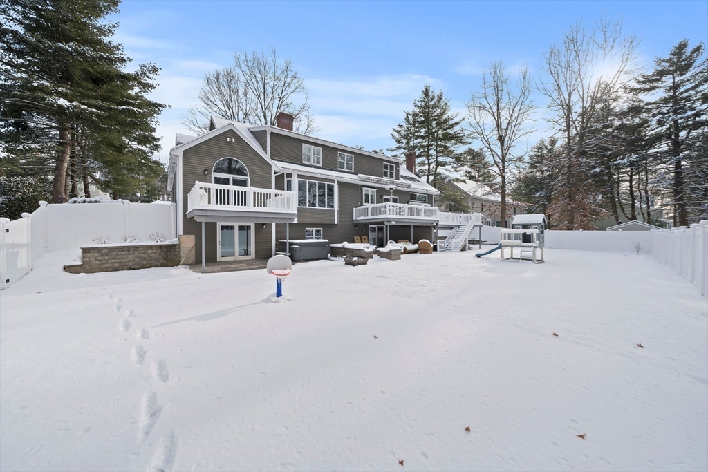 5 Heather Ln