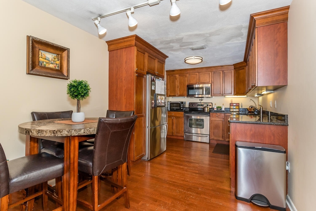 360 Neponset St # 510