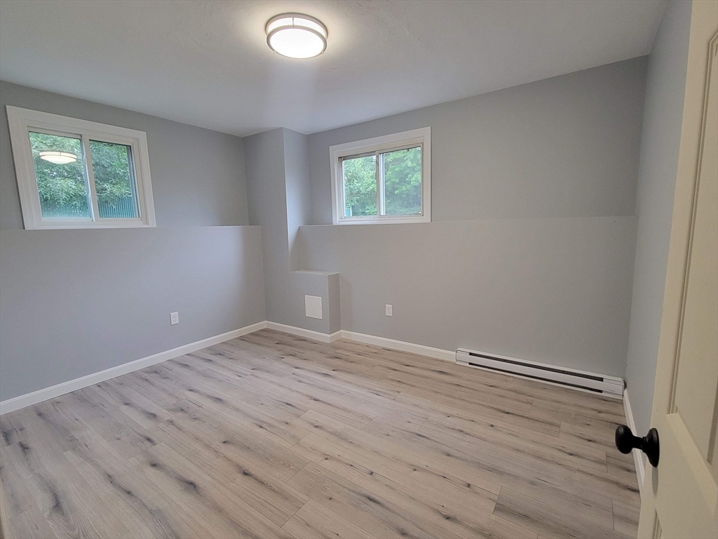 12 Green St # 4