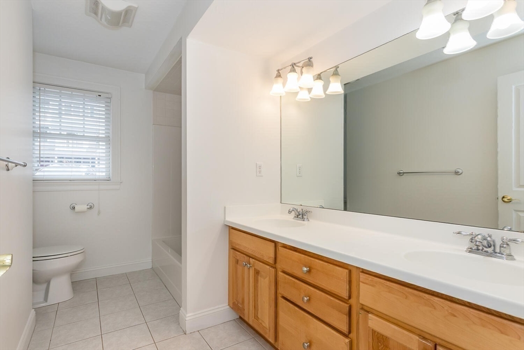 25 Maple Street # 25A
