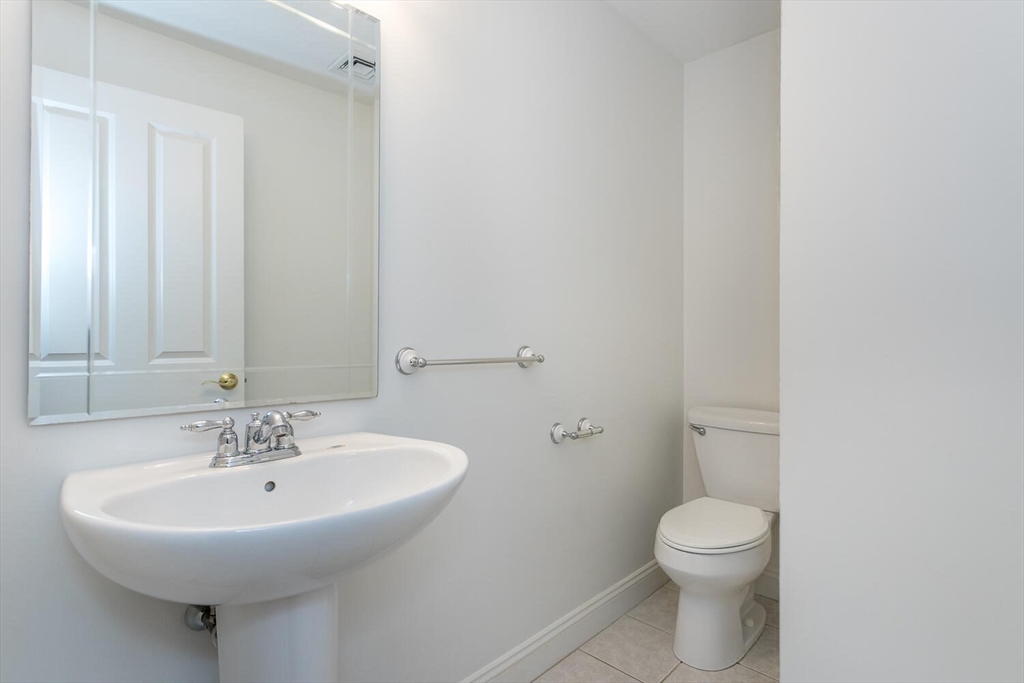 25 Maple Street # 25A