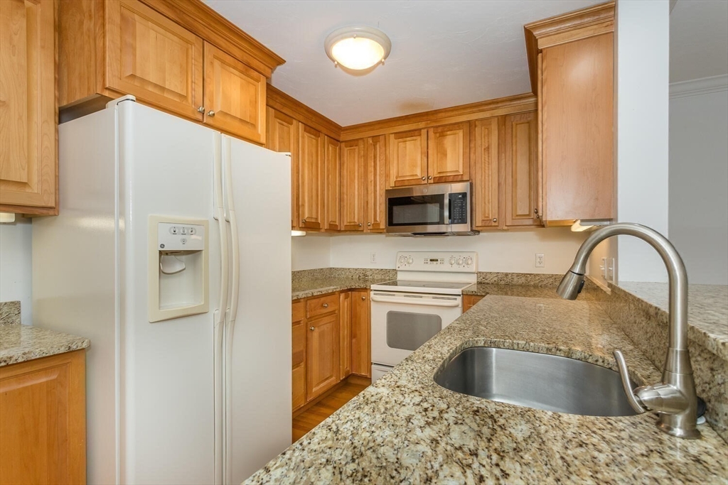 25 Maple Street # 25A