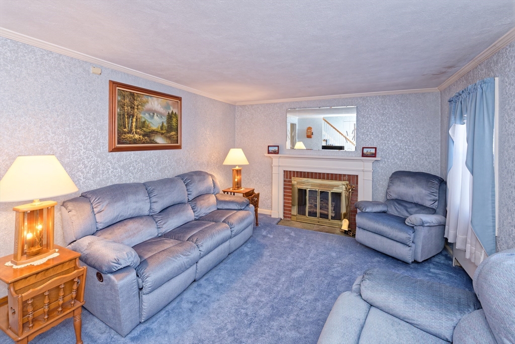17 Blackman Rd