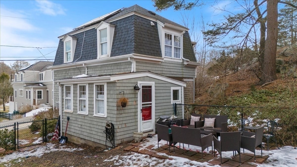 45 Smith Pl