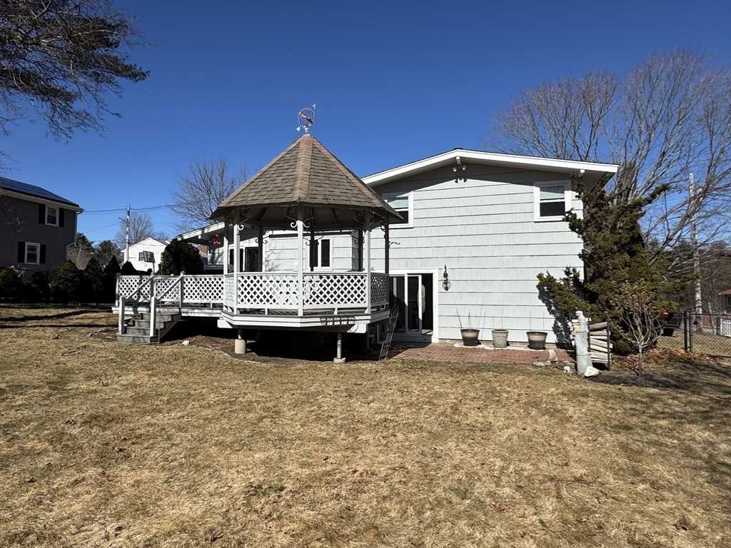 6 Redman Rd