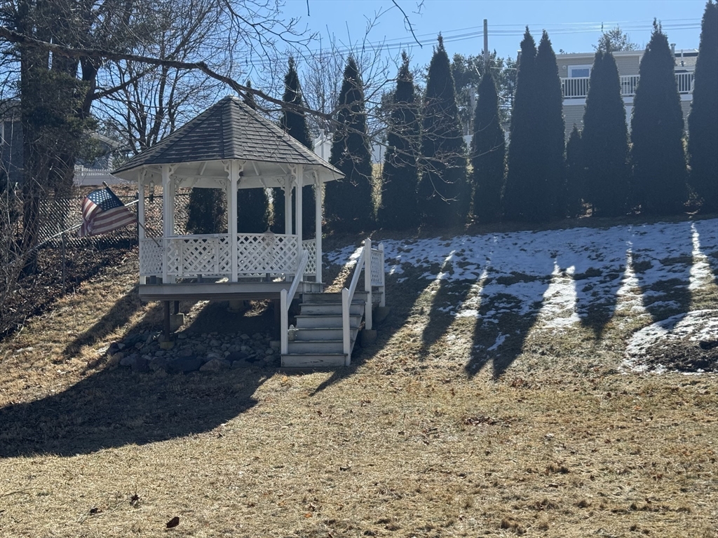 6 Redman Rd