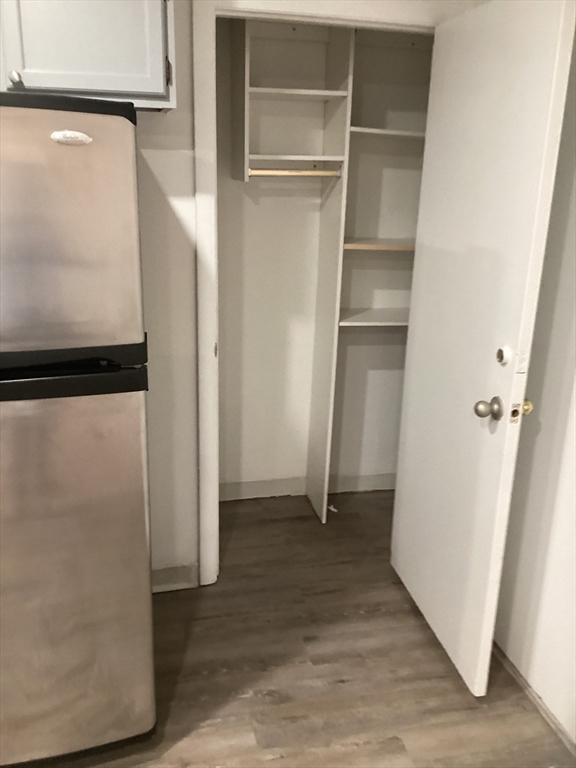 80 Walnut St # 403