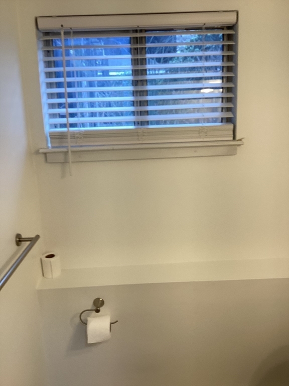 80 Walnut St # 403
