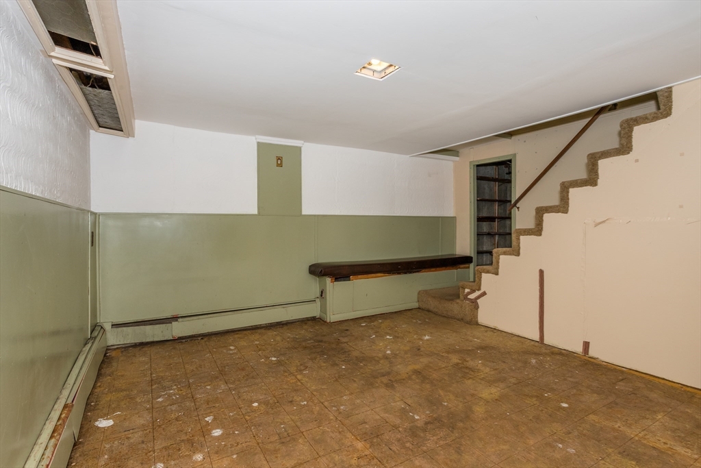 154 Spring St