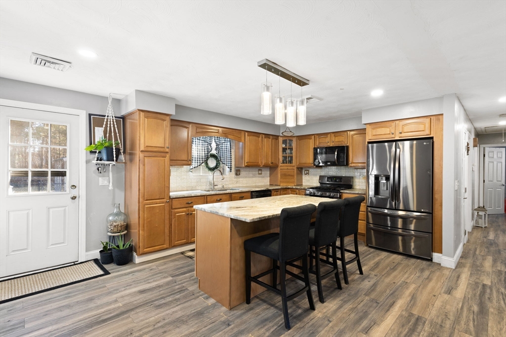 23 Parker Dr