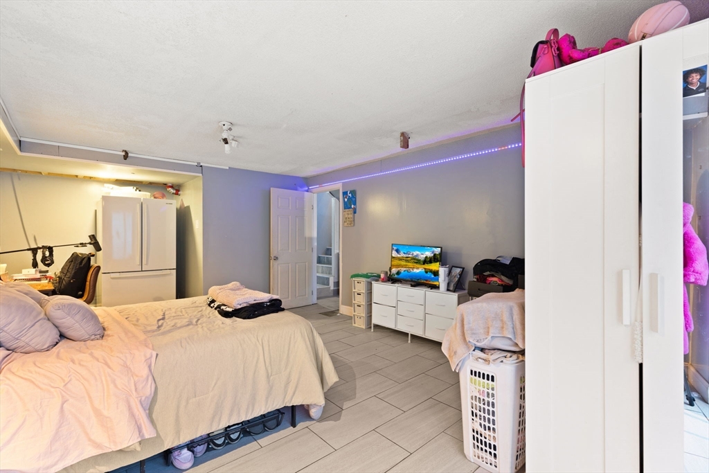 23 Parker Dr