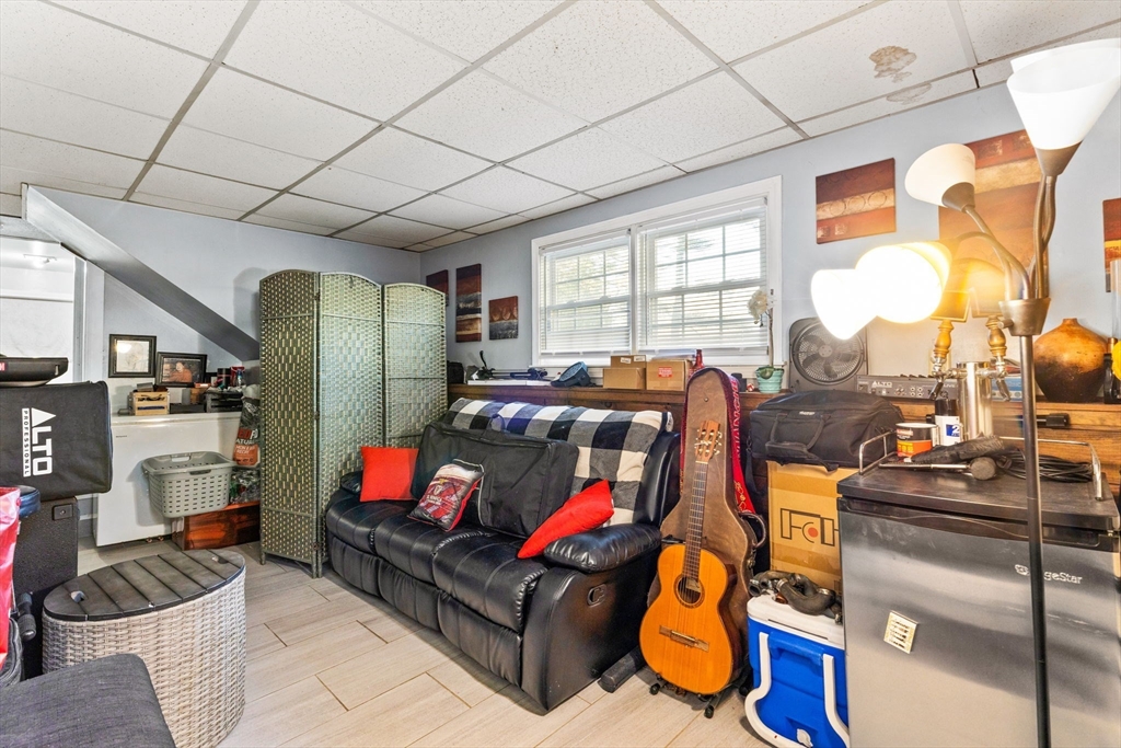 23 Parker Dr