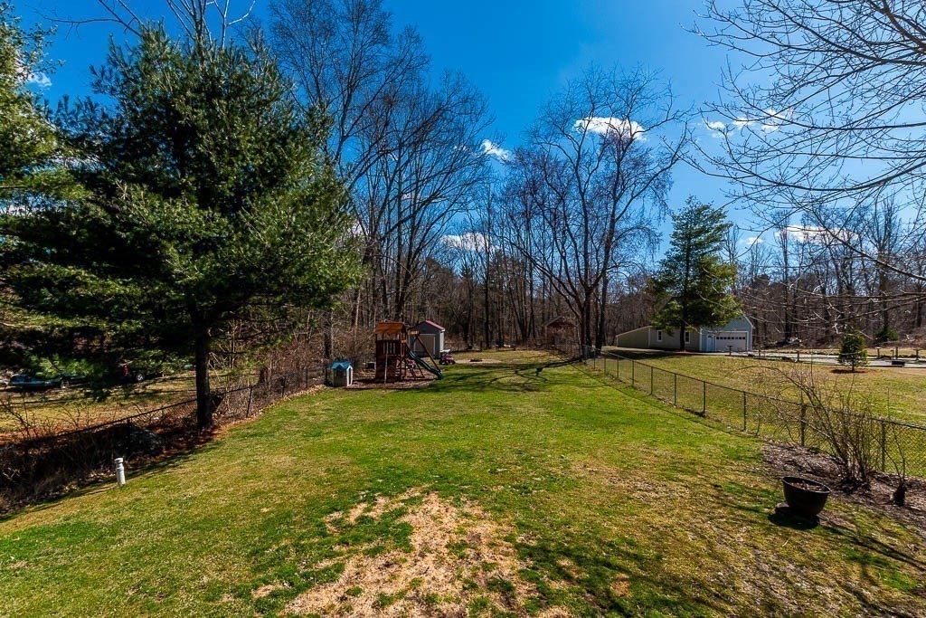 449 N Elm St