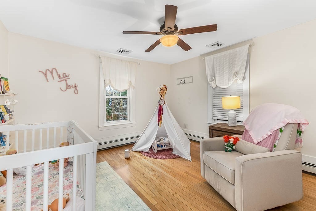 449 N Elm St