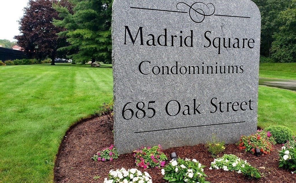 685 Oak St # 2 Unit: 11-2
