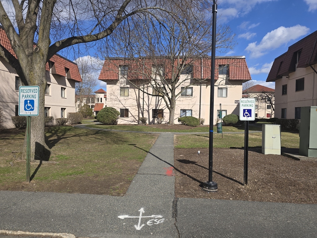 685 Oak St # 2 Unit: 11-2