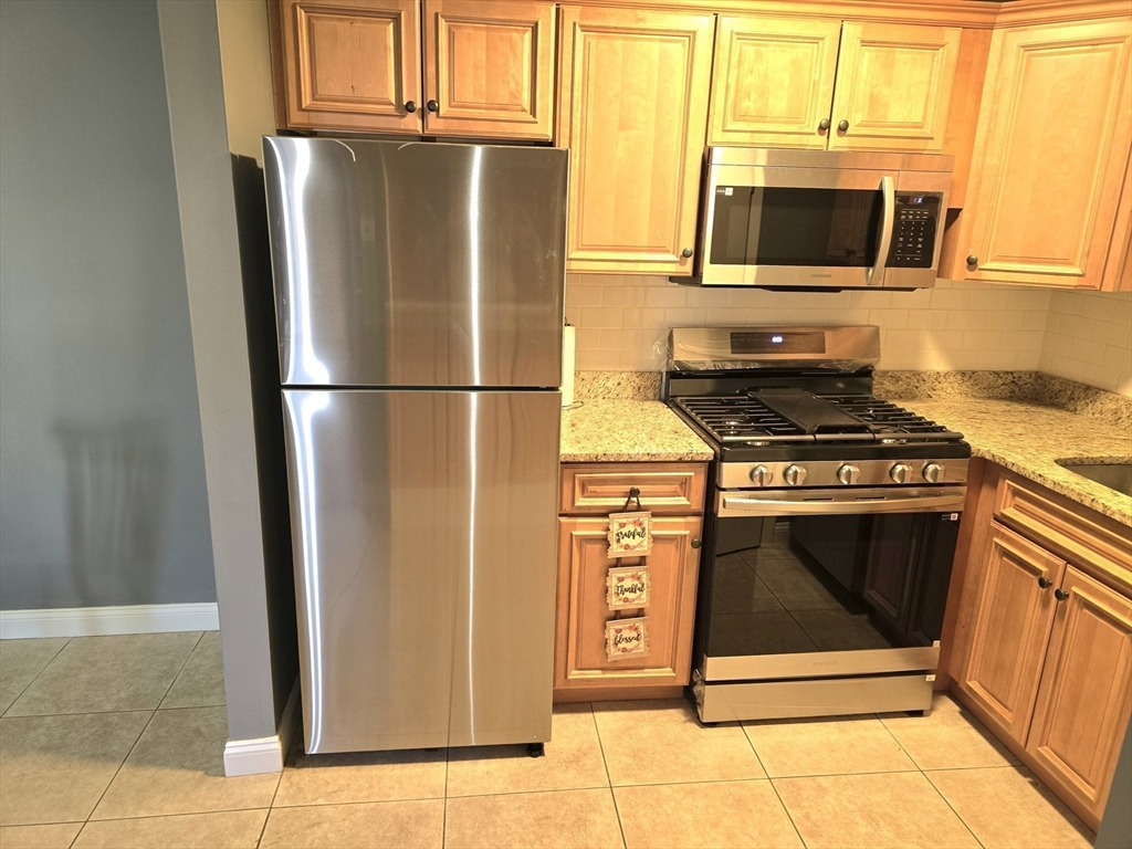 685 Oak St # 2 Unit: 11-2