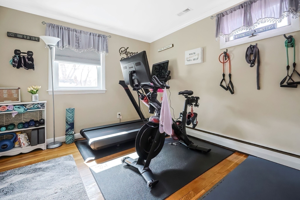 7 Highland Circle