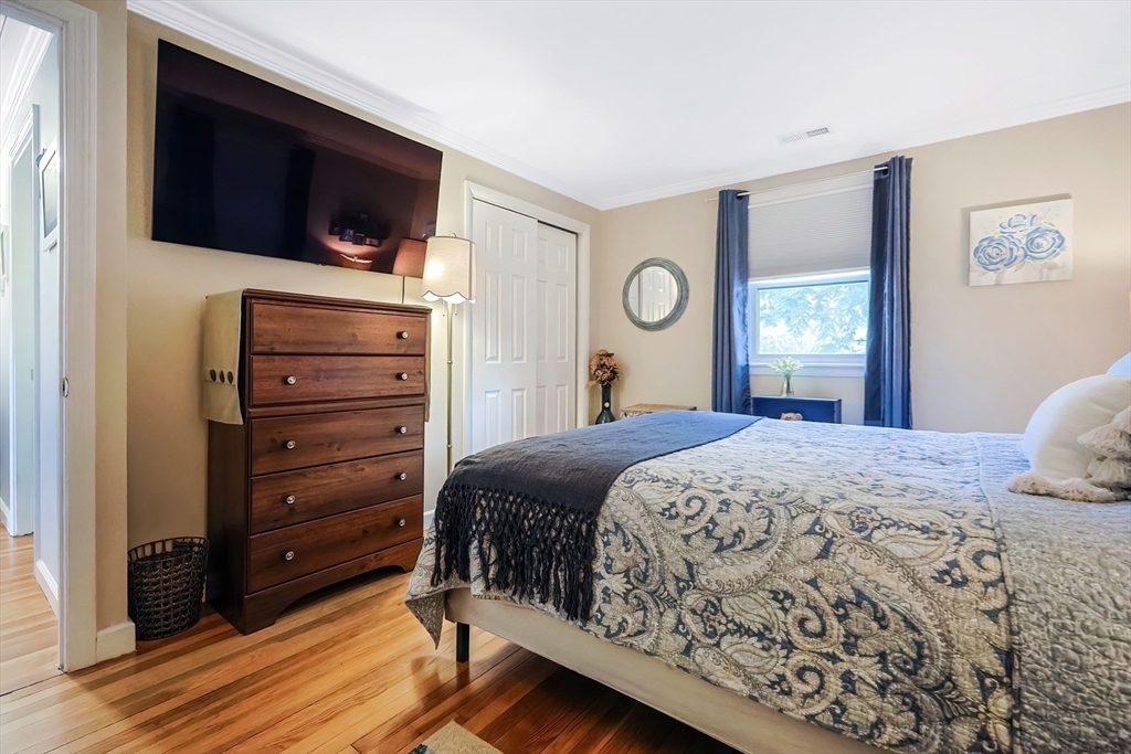 7 Highland Circle