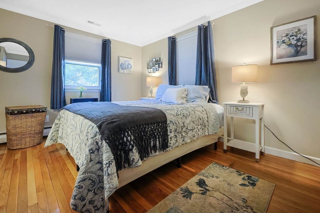 7 Highland Circle