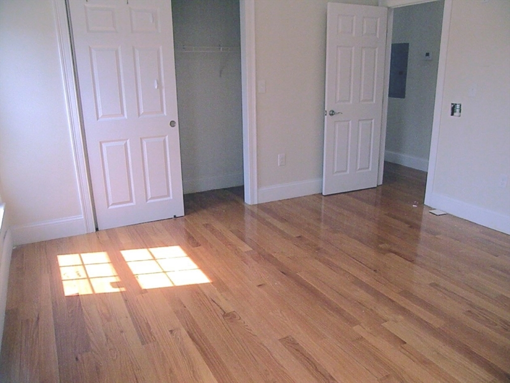 21 N.Franklin Street # B