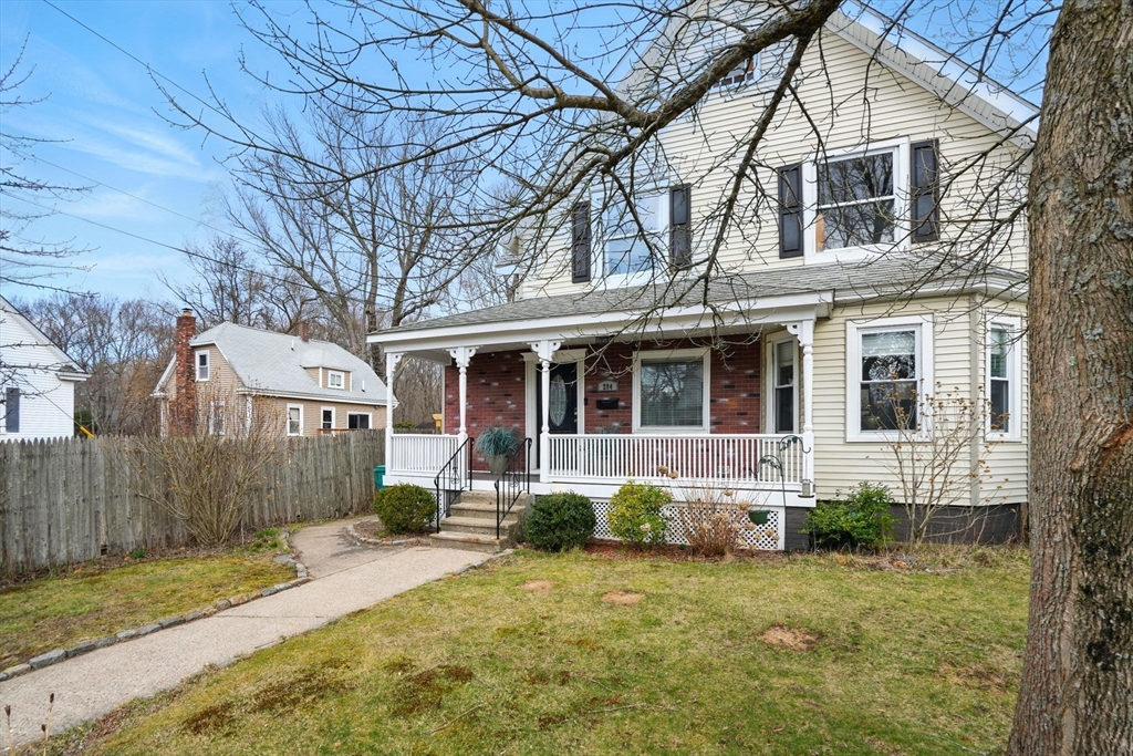 294 S Main St