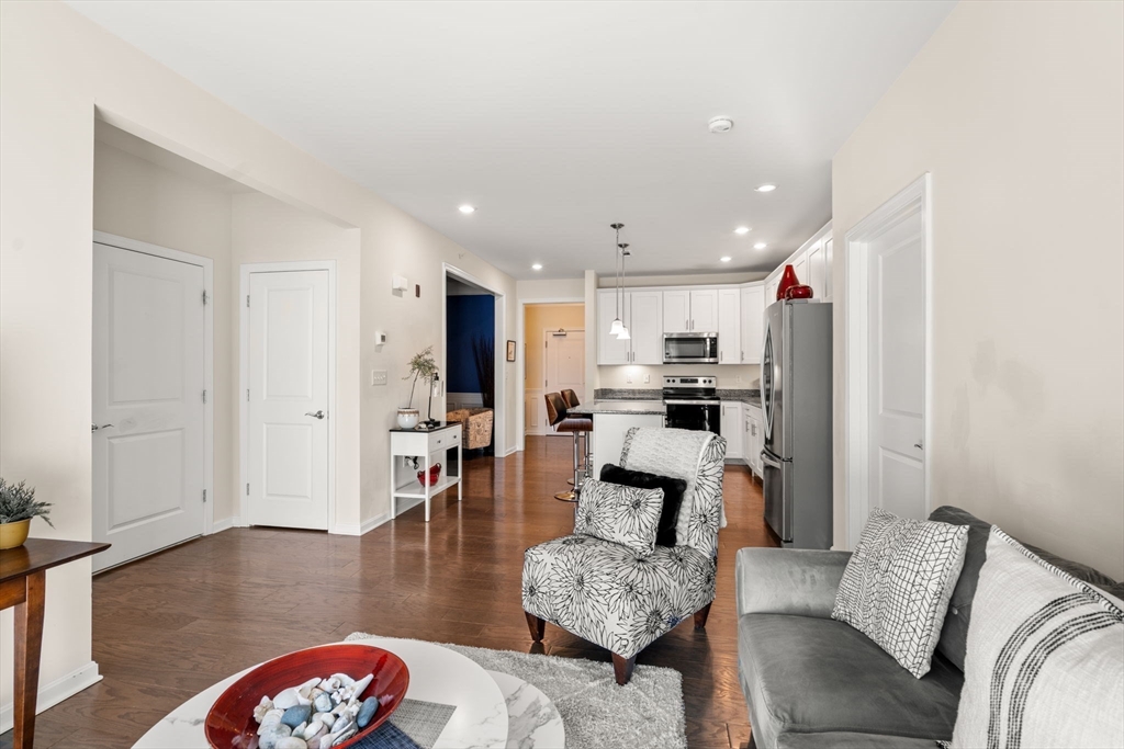 1410 Pennington Drive # 1410