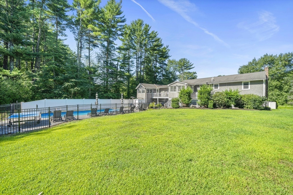464 Bay Road