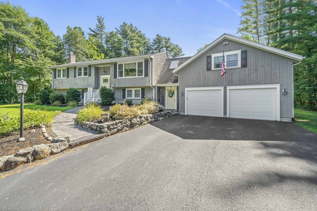 464 Bay Road