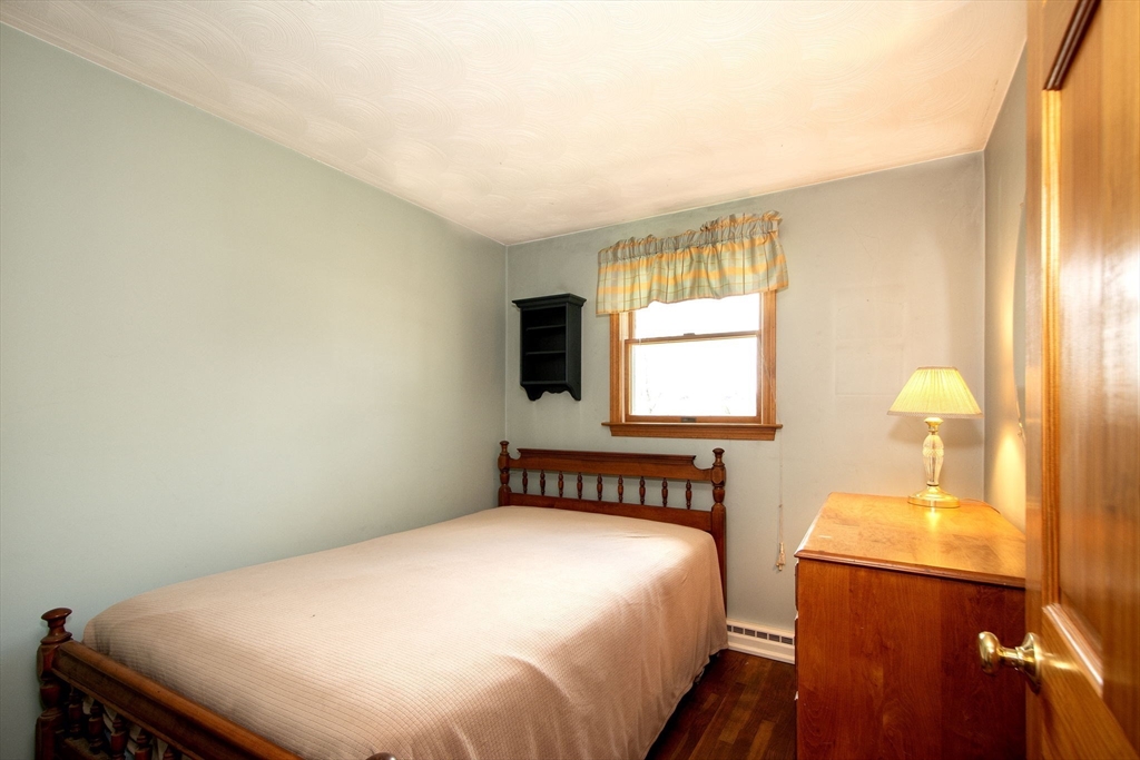 6 Clover Road