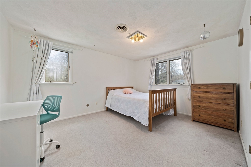 20 Condor Rd