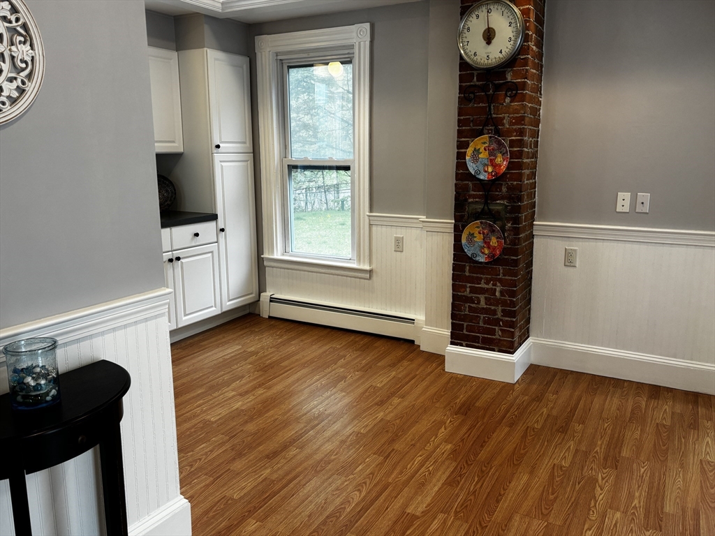 1048 Main St