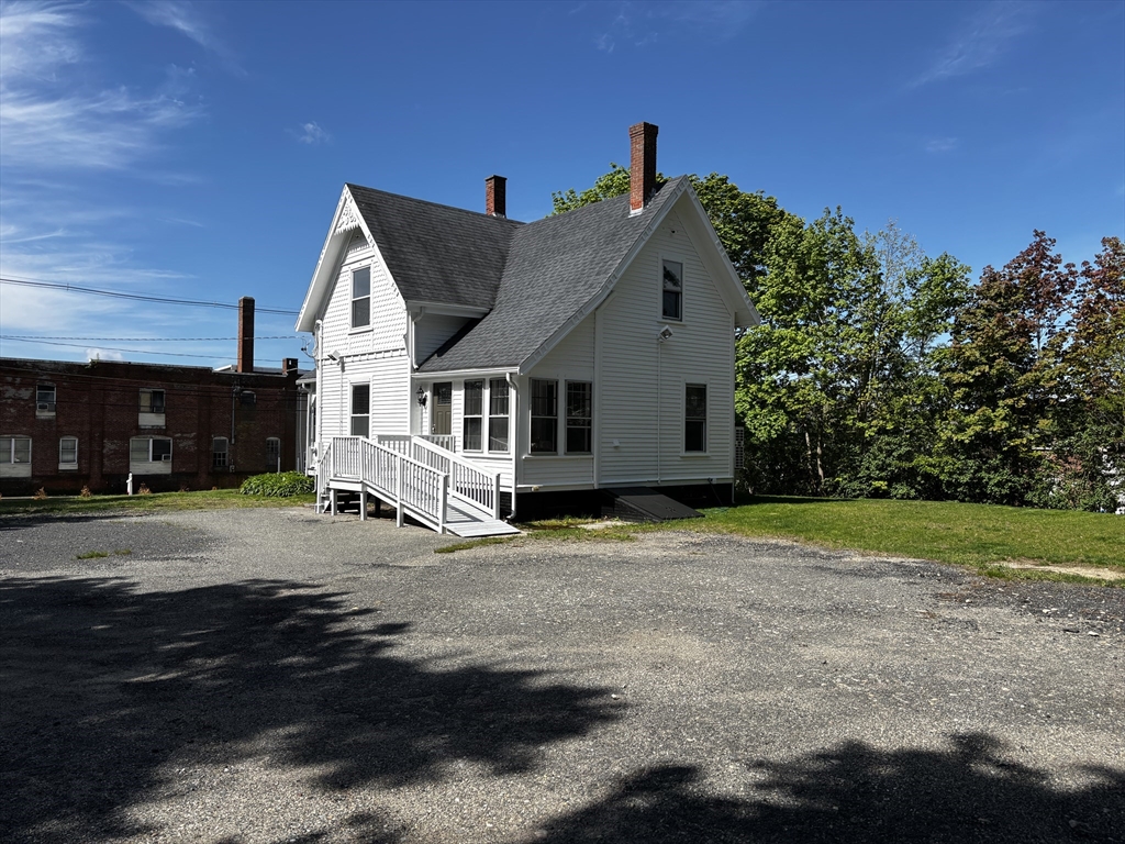 1048 Main St