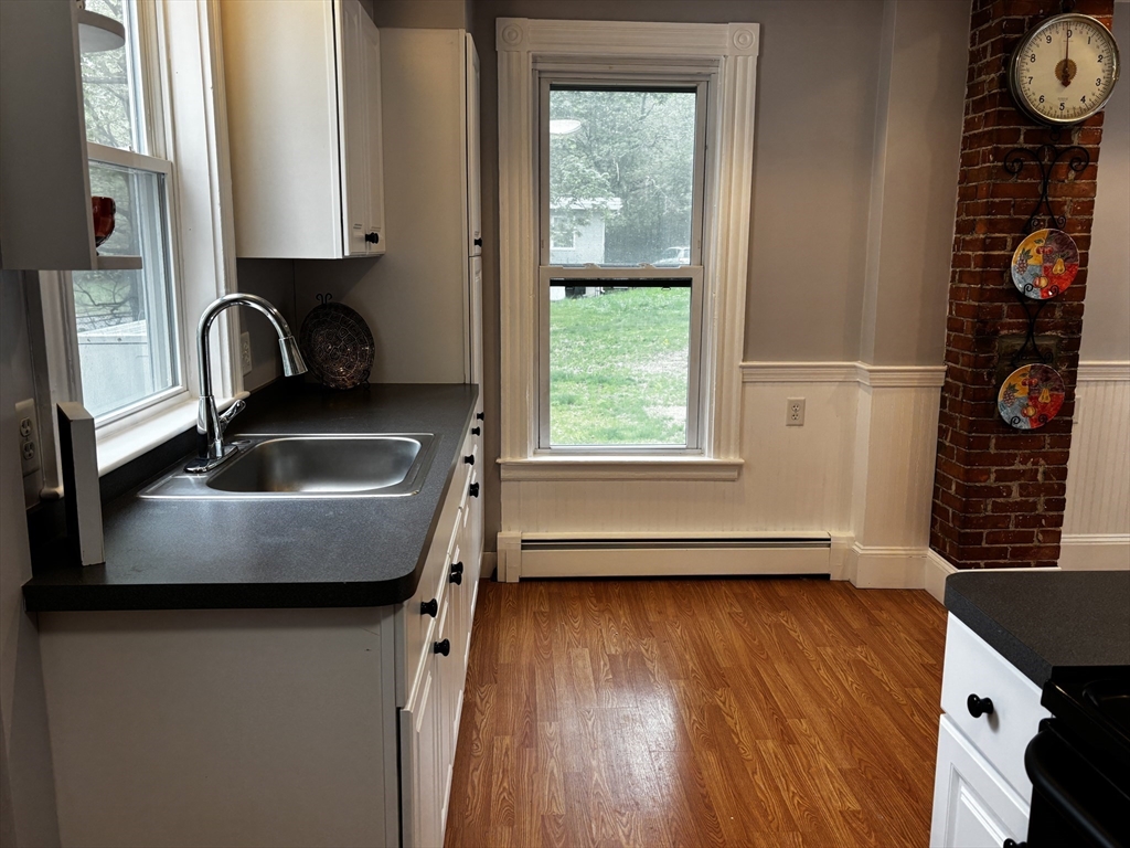 1048 Main St