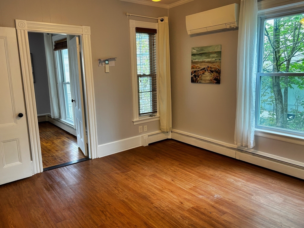 1048 Main St