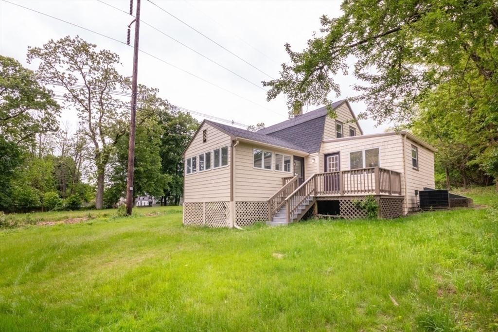 67 Thatcher St