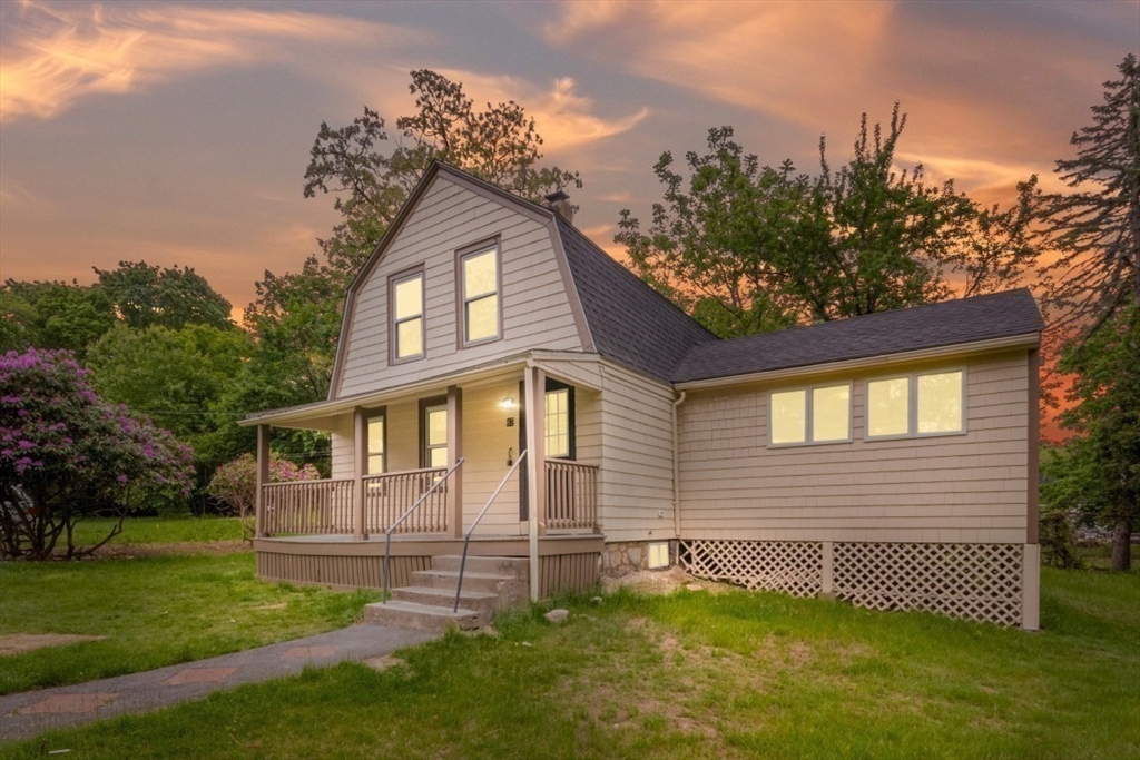 67 Thatcher St