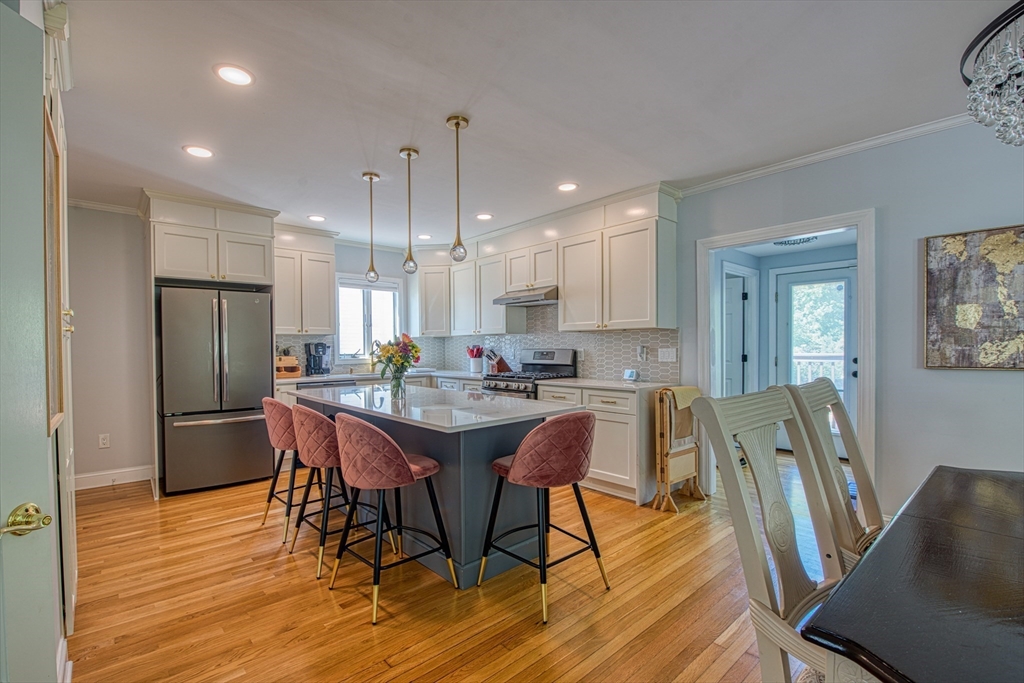 23 Seaver St