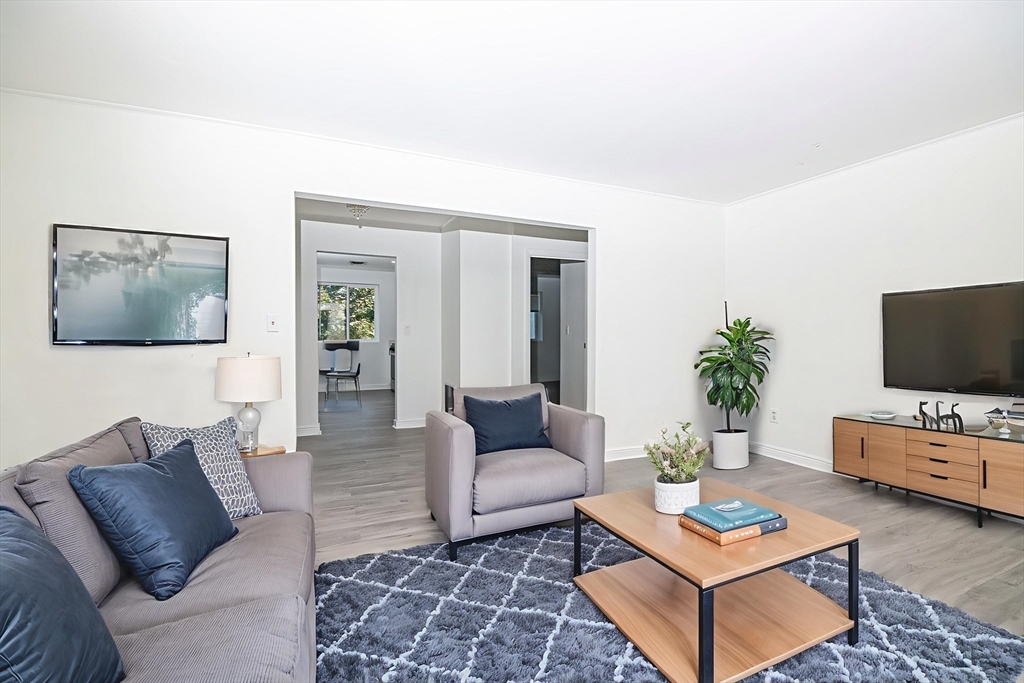 41 Bayberry Dr # 4
