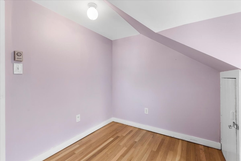 5 Marston Rd