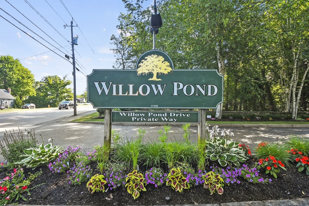 1 Willow Pond Dr # 1