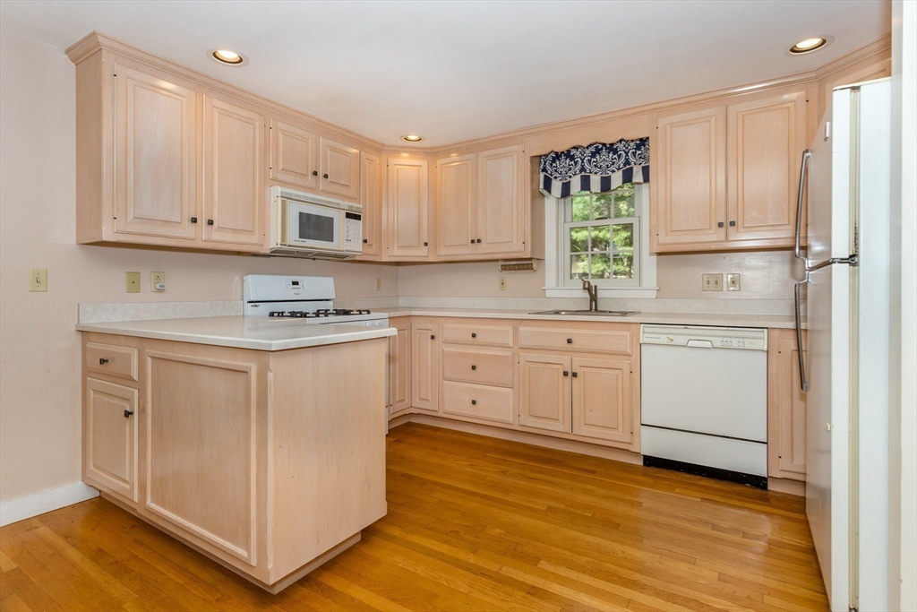 34 Brush Hill Ln # 34