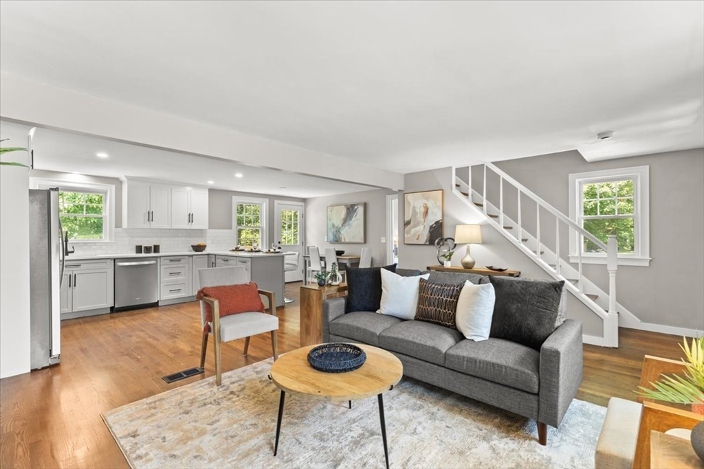 15 Intervale Rd